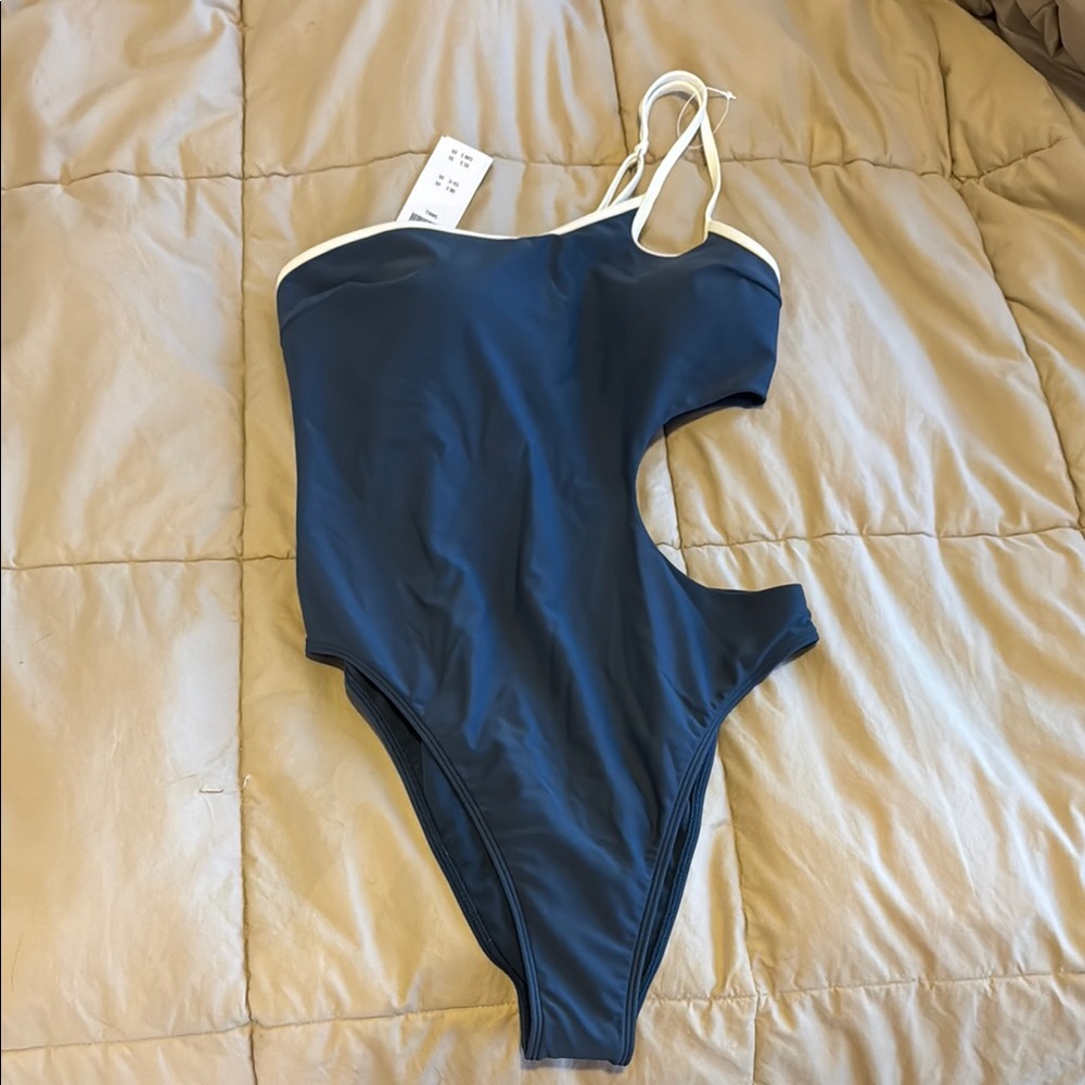 Blue One-Shoulder Swimsuit
